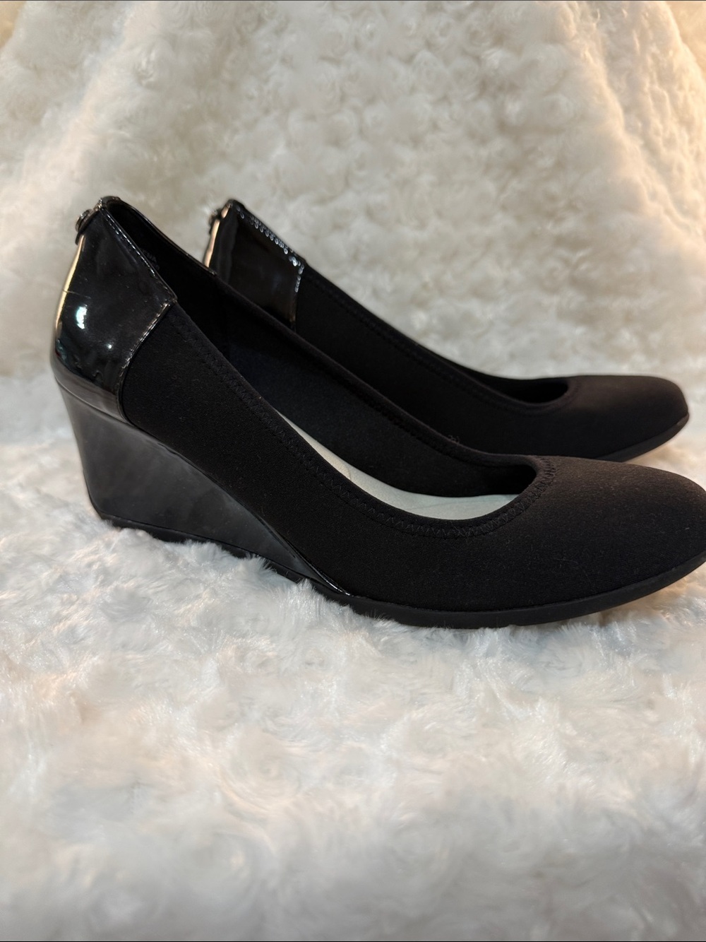Anne Klein Sport Black Wedge Pumps Sz 7.5